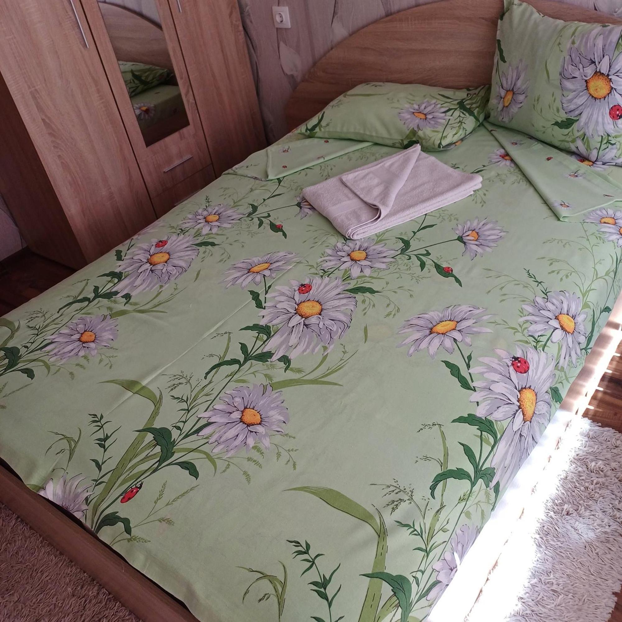 Enjoy Guest House غولدن ساندز الغرفة الصورة